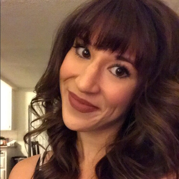 Meet your Posher, Katherine - Picture 1 of 1